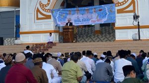 “Berbeda Pilihan, Tetap Bersatu” – Pesan Bupati Dendi Ramadhona Saat Salat Idul Fitri di Pesawaran