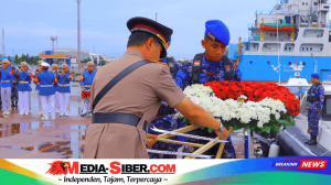 🚤 Tak Sekadar Upacara! Sat Polairud Polres Pesawaran Tabur Bunga di Laut, Ini Maknanya yang Dalam…