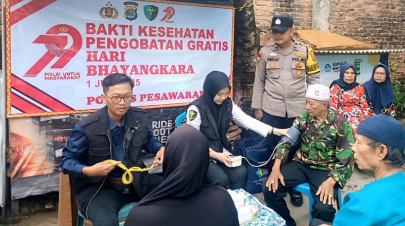 Peduli Generasi Sehat, Polres Pesawaran Gelar Layanan Kesehatan Gratis dan Edukasi Stunting di Desa Wiyono
