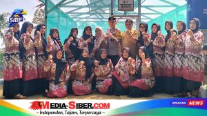 Polisi Kawal Lomba Tani Emak-Emak! Bukan Cuma Jagain Keamanan, Tapi Juga Ketahanan Pangan!