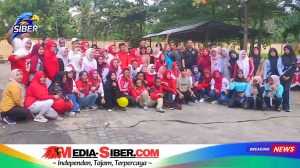 Heboh di Halaman DPRD Pesawaran! Pegawai Seru-Seruan Ikut Lomba 17-an